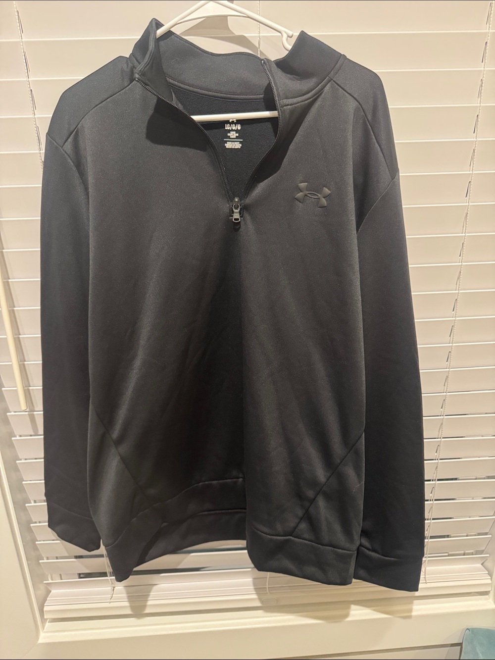 Under Armour Men’s Black Half-Zip Athletic Pullover